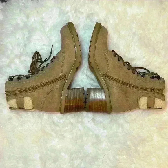 Madden Girl Faux Fur Lined Jansenn Tan Lace Up Ankle Boot Women Size 8.5 - Picture 5 of 9